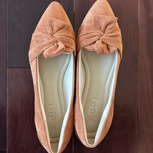 Comfortable padded dress flats!